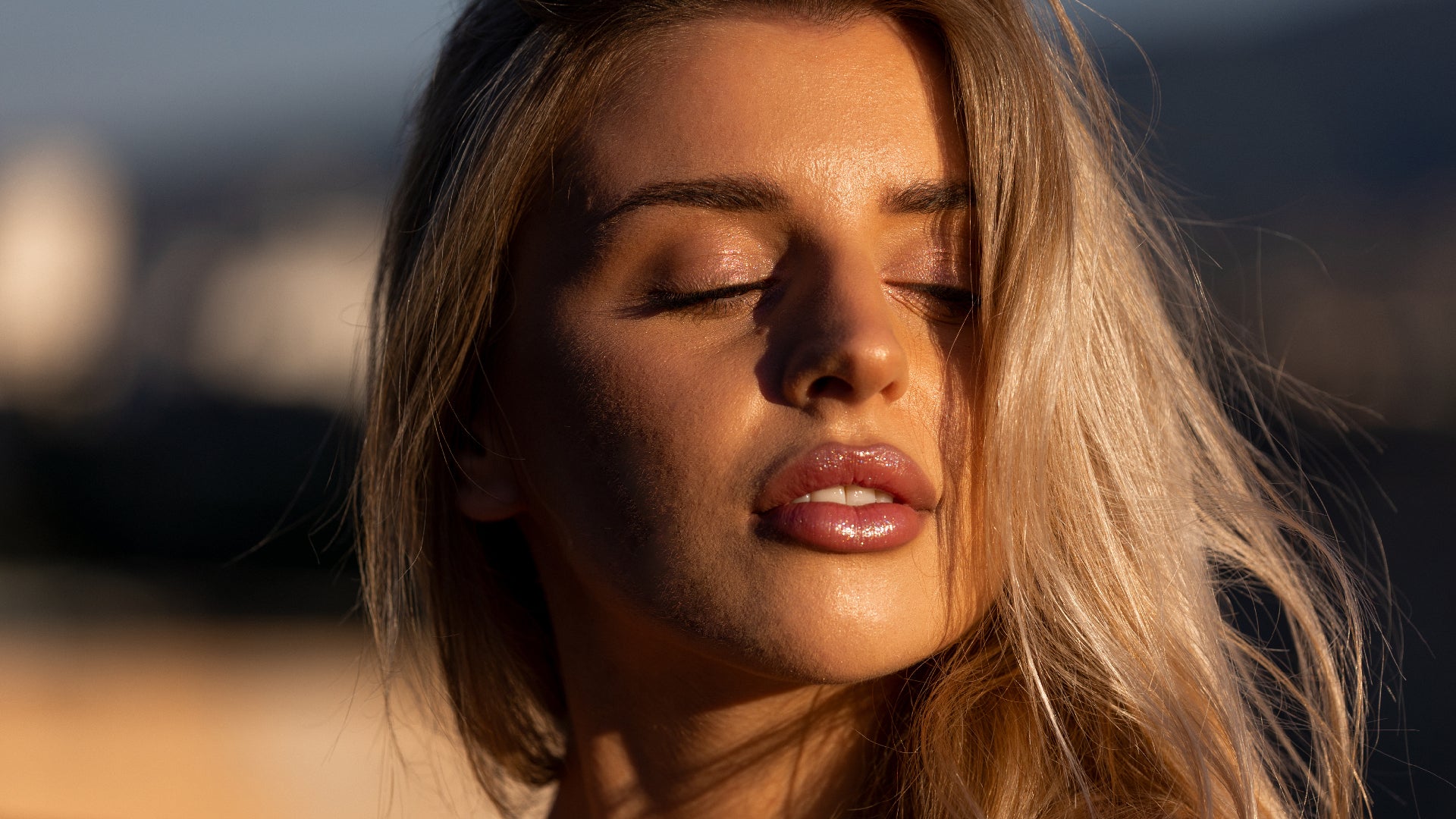 10 Tips We Swear By For Healthy, Glowing Skin