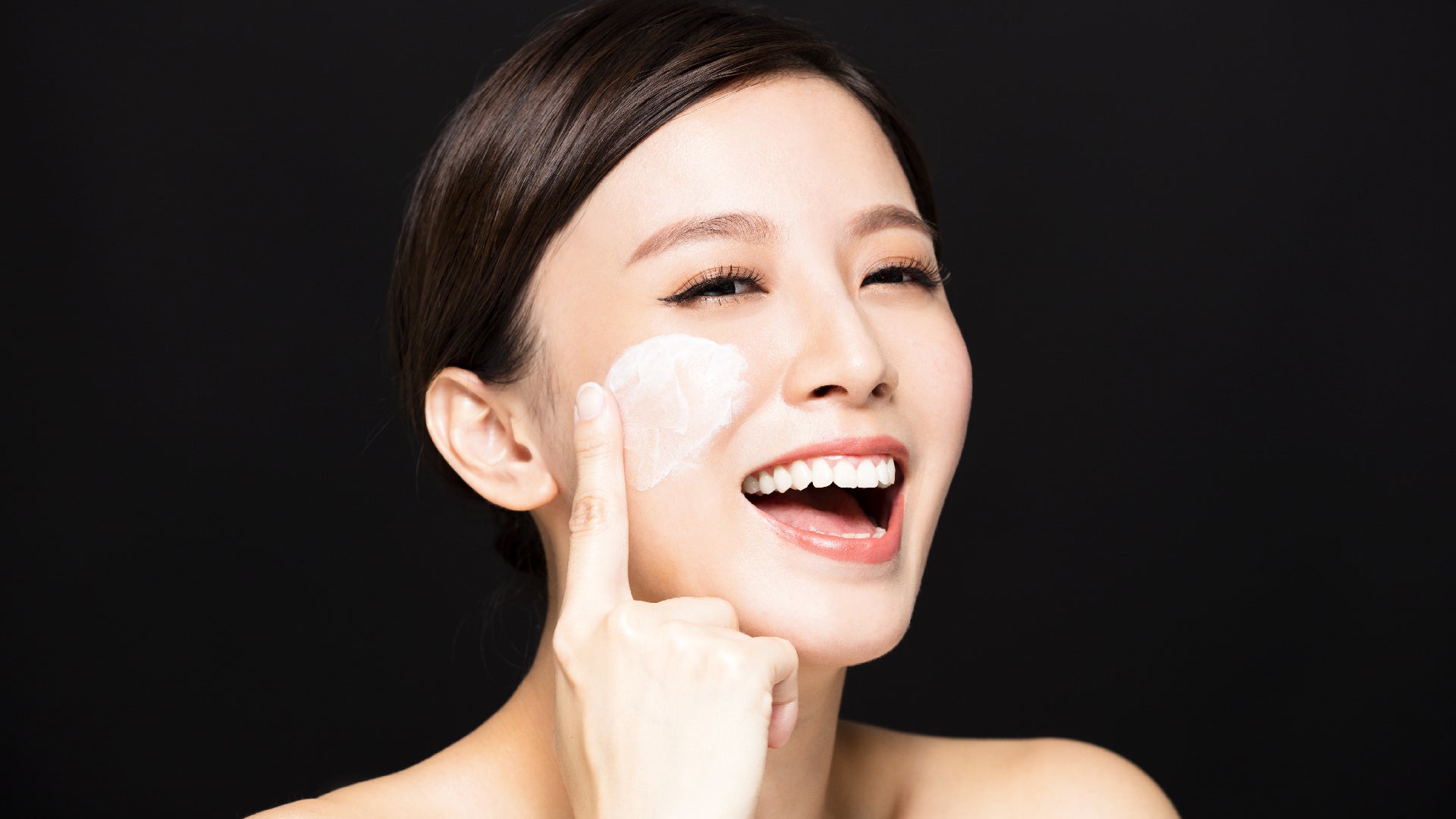 DYK You’re Likely Applying Your Skincare All Wrong?