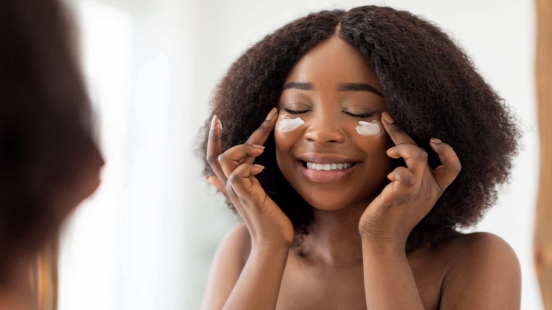 Are You A Skincare Beginner? Here’s How To Build A Basic Routine